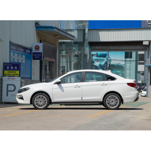 SZ in stock 2023 Dongfeng S60 Electromobil Export Auto passeggeri 415 km Versione 5 sedili Berlina Electric Cars Nuove auto in vendita